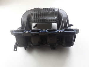 TOYOTA Prius W50 (2015–2020) Intake manifold 1712037110 - 2