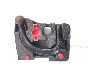 Mercedes Benz C-Class 204 (2007–2014) Sakabes āķis 2K0803882B - 2