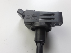 TOYOTA Prius W50 (2015–2020) Süütepool 9091902272 - 2