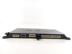 Tesla Model X X (2015–2026) Rear side door control unit 104390010D - 2