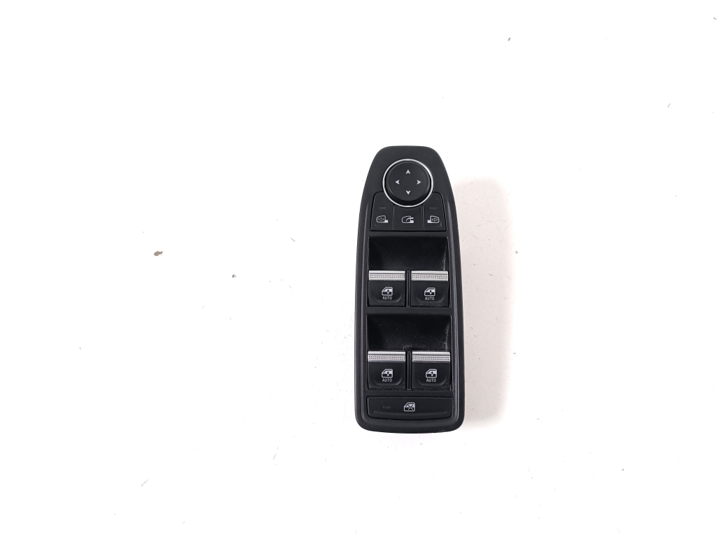 RENAULT Clio V (2019–2026) Front door glass switch 254015831R RENAULT Clio V (2019–2026) Front door glass switch 254015831R