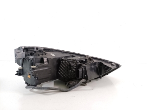 AUDI A1 8X (2010–2018) Headlight and its parts - 9