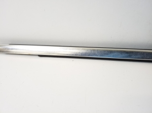 BMW X3 E83 (2003–2010) Priekšējo durvju stikla ārējā līste 3400809 - 2