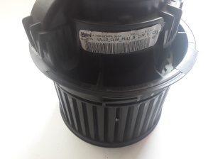 Peugeot 508 (2010–2017) Salongi puhuri mootor t1013001u - 2