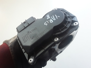 TOYOTA Yaris (2011–2020) Accelerator valve 2203047040 - 5