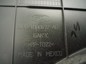 Ford Mustang Mach-E Mach-E (2020–2026) Kapotialune kate LJ8BP16D672AD - 2