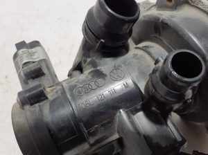AUDI A6 C8 (2018–2025) Veepump 06L121012L - 4