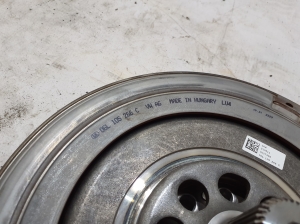 AUDI A6 C8 (2018–2025) Schwungrad 06L105266C - 2