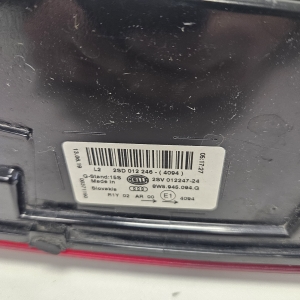 AUDI A4 B9 (2015–2026) Tagatuli tagaluugil 8W5945094G - 4