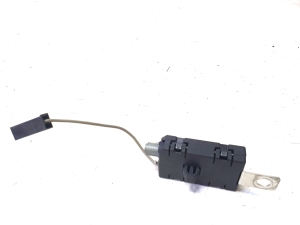 Citroen C4 Picasso (2007–2013) Antenna amplifier 9657018080 - 3