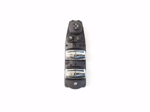   Front door glass switch  - 9354865 