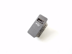 Mini Countryman F60 (2016–2026) USB-pesa 6820397 - 2