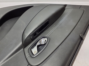 RENAULT Scenic (2009–2015) Tagumise küljeukse polster 829A11897R - 3
