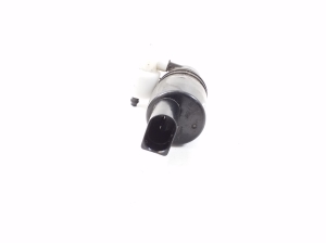Mini Countryman F60 (2016–2026) Front windshield washer pump 7388349 - 3