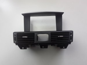 Armatuurlaua ventilatsioonivõred - 68752