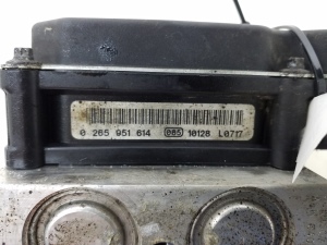 Mercedes Benz E-Class W212 (2009–2015) ABS Steuergerät A2124313512 - 4