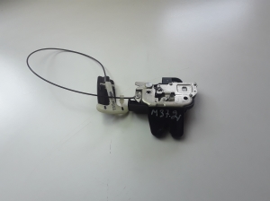 Infiniti M37 Y51 (2011–2026) Trunk lid lock 846311MA0A - 2