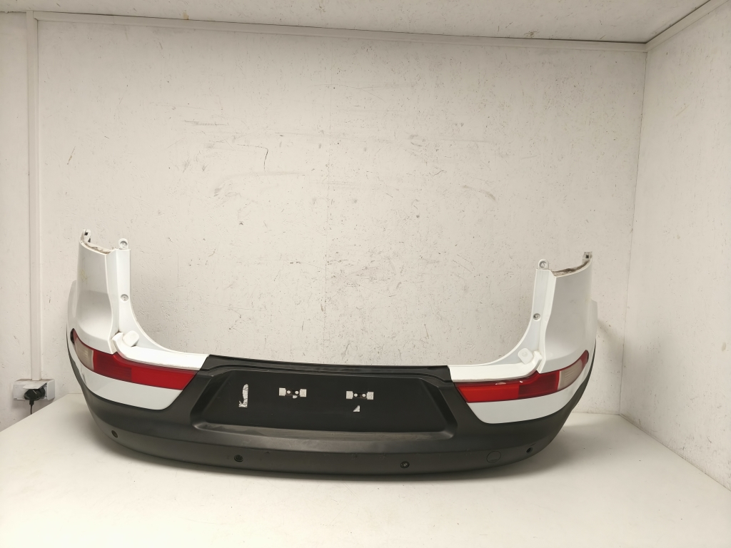 Kia Sportage (2010–2016) Heckstoßstange 866113U010 Kia Sportage (2010–2016) Heckstoßstange 866113U010