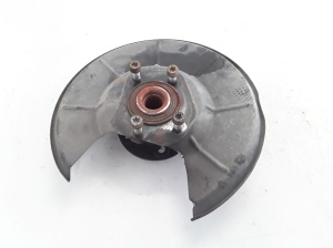  Rear hub 