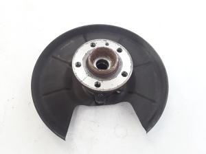  Rear hub 