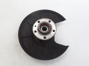  Rear hub 