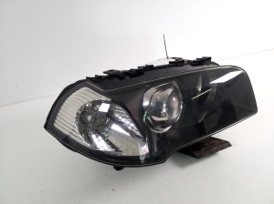 BMW X3 E83 (2003–2010) Scheinwerfer und seine Teile - 8