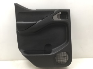 NISSAN Navara (2005–2015) Verkleidung Tür hinten 82901EB16A