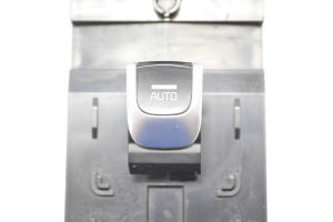 Kia Optima (2015–2026) Front door glass switch 299158168 - 2