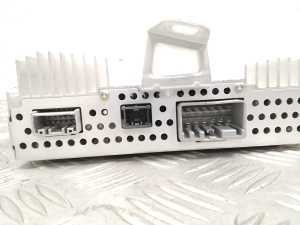 Tesla Model Y Y (2020–2026) Audio amplifier 150715201B - 4