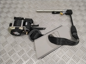 Front seat belt - 651474700F