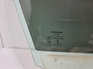 VOLVO S60 III (2018–2026) Esiukse klaas 31468110 - 2