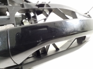 AUDI e-tron SUV (2018–2026) Front door external opening handle and its details - 2