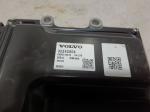 VOLVO S60 III (2018–2026) Motorsteuergerät 32242004 - 3