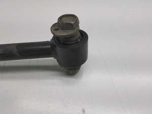 Subaru Legacy (2014–2026) Tagumine õõtshoob 20250FL010 - 3