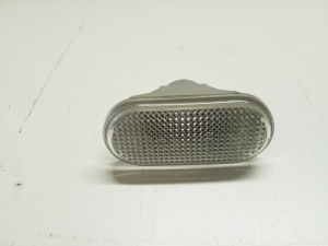 Front fender turn signal - 26160AX001