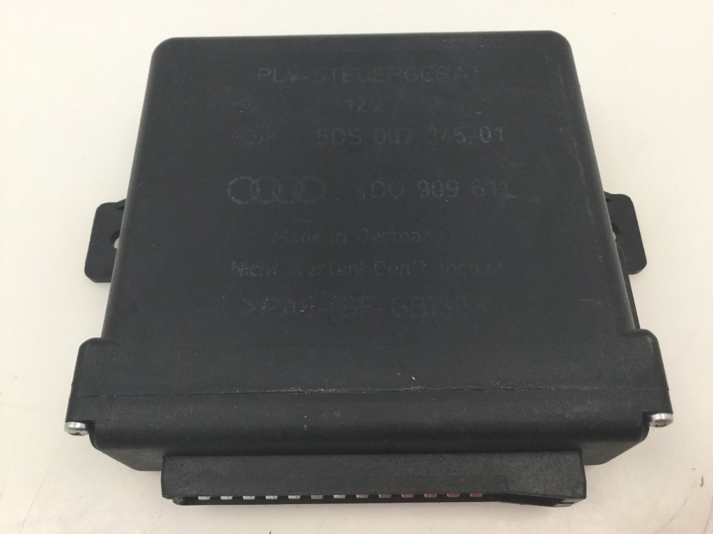 AUDI A8 D2/4D (1994-2002) Other Control Units 4D0909611 21183603