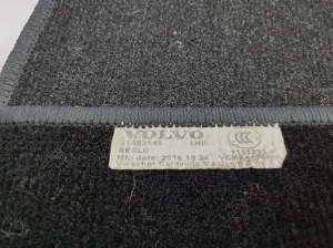 VOLVO S60 III (2018–2026) Salongimatid 31463145 - 3