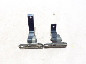 VOLVO S60 III (2018–2026) Rear side door upper hinge 31468520 - 2