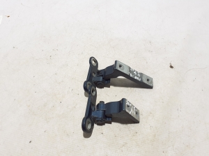 Rear side door upper hinge - 31468521