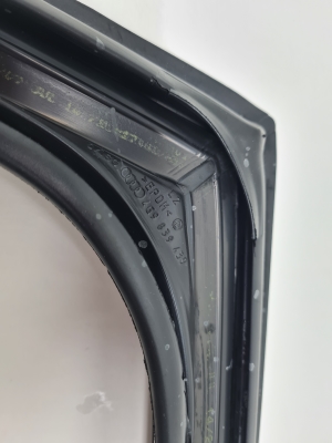 AUDI A6 C7 (2011–2018) Tagumise küljeukse tihend uksel 4g9839439 - 4