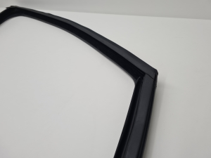 Volkswagen Golf VIII (2019–2026) Esiukse tihenduskumm 5H4837440B - 2
