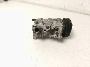AUDI A4 B9 (2015–2026) Konditsioneeri kompressor 4M0816803 - 4