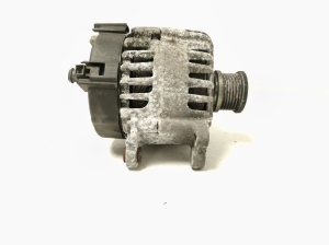 AUDI A4 B9 (2015–2026) Generaator 04L903024 - 3