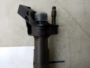  Fuel injector 