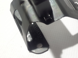 VOLVO XC90 (2015–2024) Hood latch 31352886 - 2