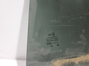 RENAULT Arkana (2019–2026) Aizmugurējo sānu durvju stikls 823013258R - 2