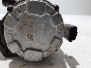 RENAULT Arkana (2019–2026) Auxiliary water pump 210117802R - 3