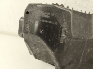 BMW 3 SERIES F30 (2011–2018) Luftfiltergehäuse 8511655 - 2