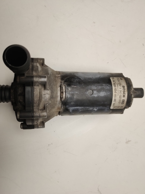 Mercedes Benz CL-Class C216 (2006–2014) Auxiliary water pump A0005000386 - 4