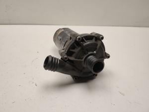 Mercedes Benz CL-Class C216 (2006–2014) Auxiliary water pump A0005000386 - 2